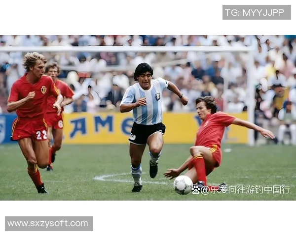 聚焦成人足球赛事中的4号球星 他们如何影响现代足球战术与风格